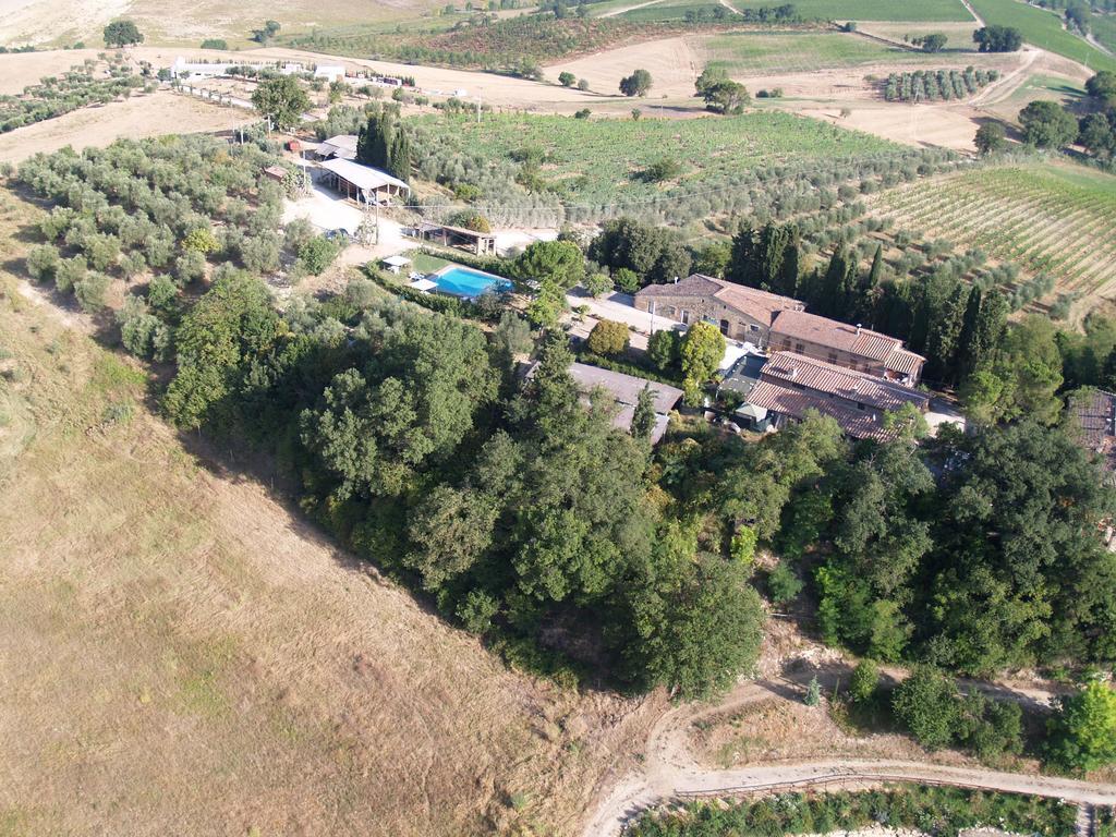 Agriturismo La Magione Quercegrossa Exterior photo