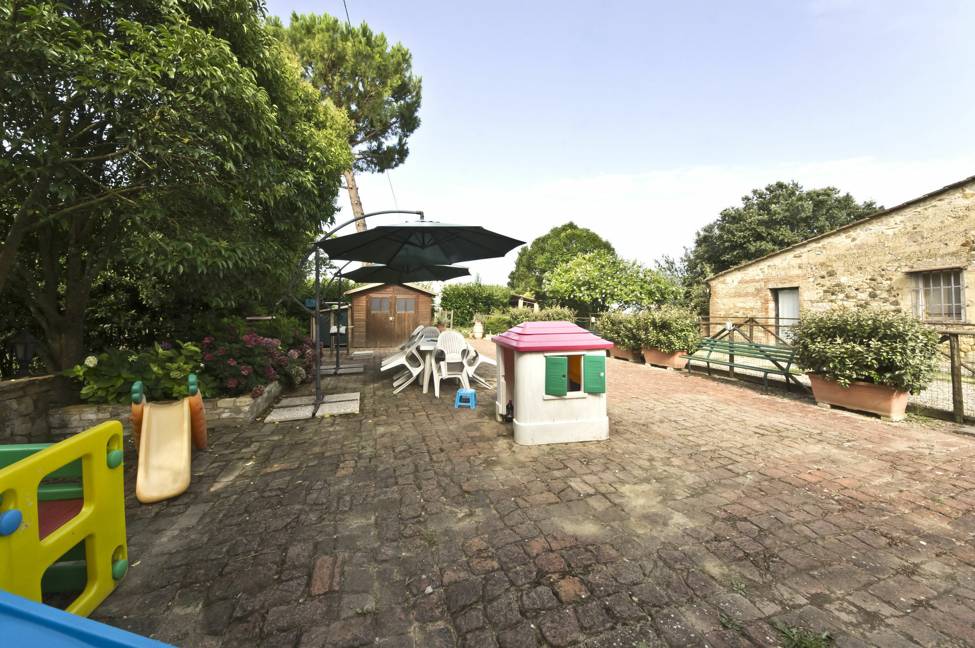 Agriturismo La Magione Quercegrossa Exterior photo